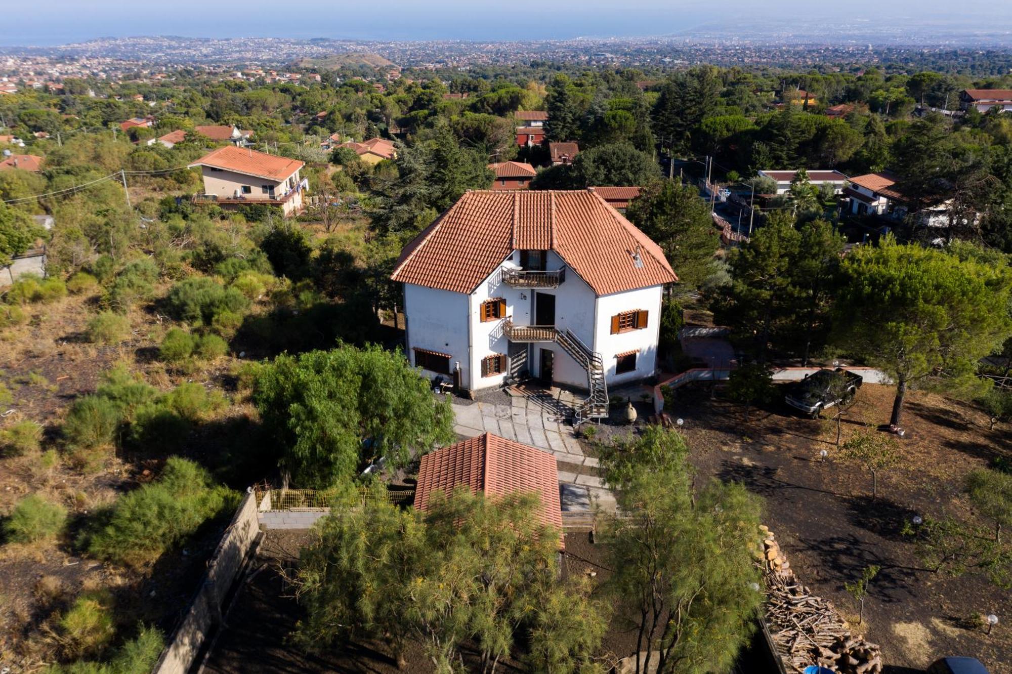 Villa Joele Nicolosi Exteriör bild