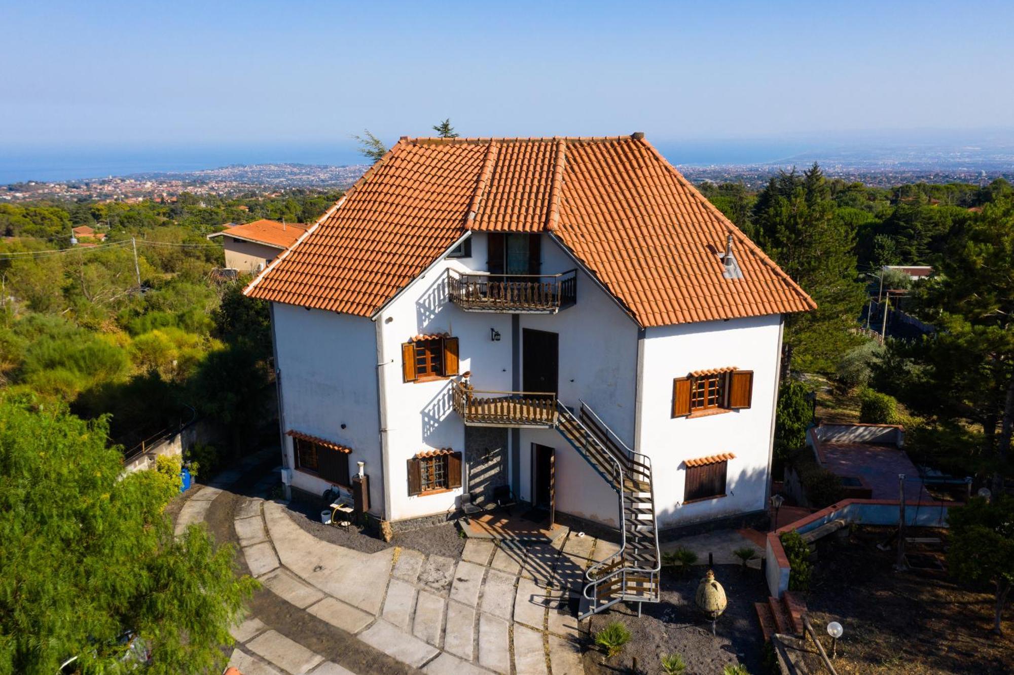 Villa Joele Nicolosi Exteriör bild