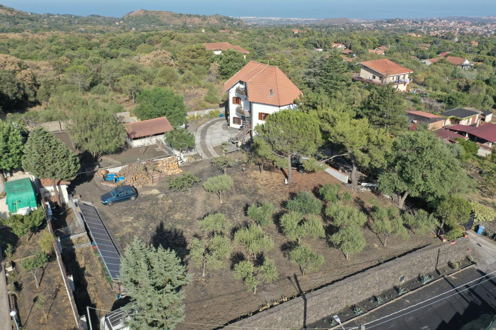 Villa Joele Nicolosi Exteriör bild